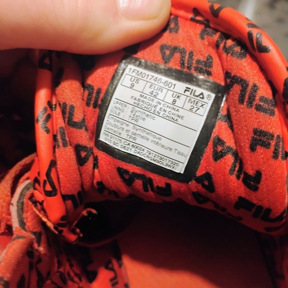 Fila shoes - Picture 4 of 6